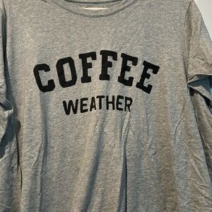 Old Navy graphic tee in excellent condition